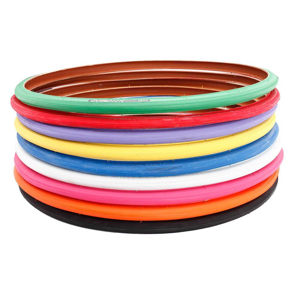 CST 700x23c Road Tire